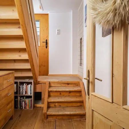 - Your Austrian * Altaussee