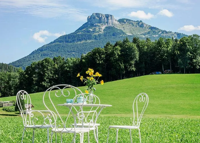 - Your Austrian * Altaussee